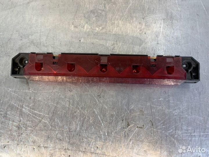 Повторитель стоп сигнала Peugeot 407 6D 2004-2008