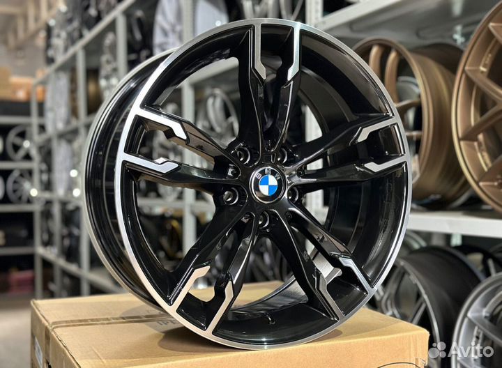 Комплект дисков BMW R18 8J 5/120