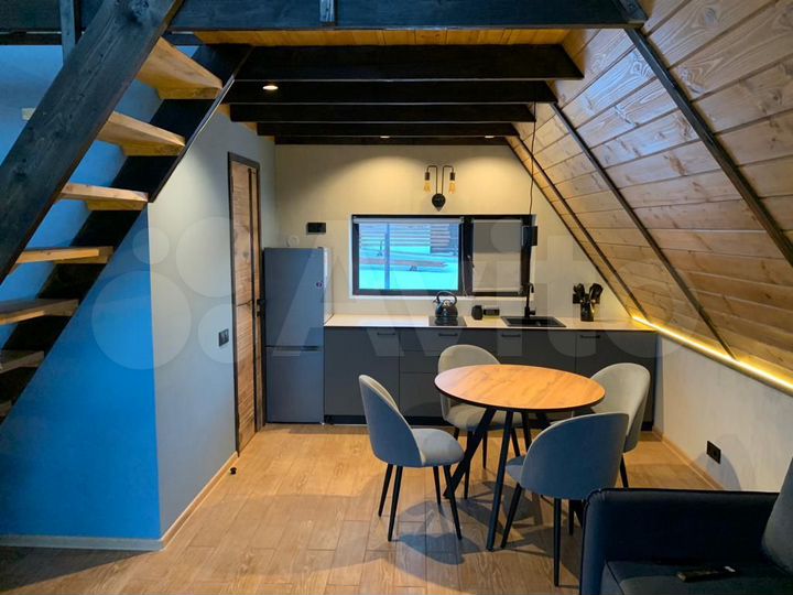 Дом 42 м² на участке 4 сот.