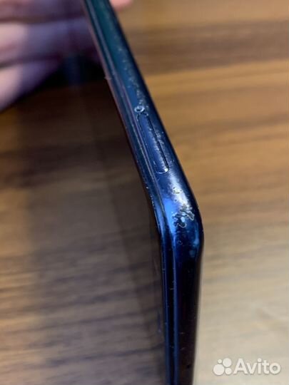 Samsung Galaxy A7 (2018), 4/64 ГБ