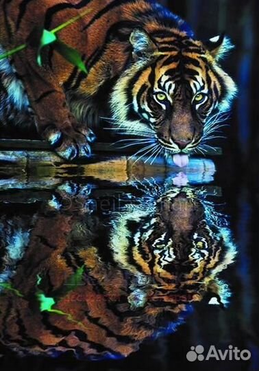 Алмазная мозаика 30x40 Тигр на водопое у озера