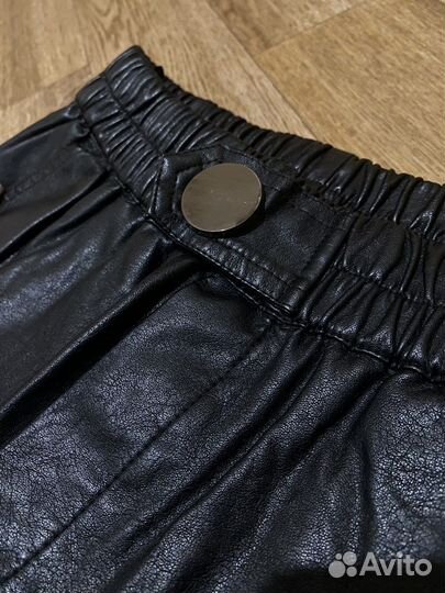 Шорты из экокожи