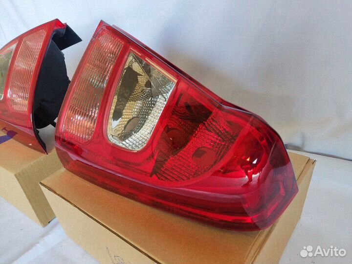 Задний фонарь левый Renault Logan