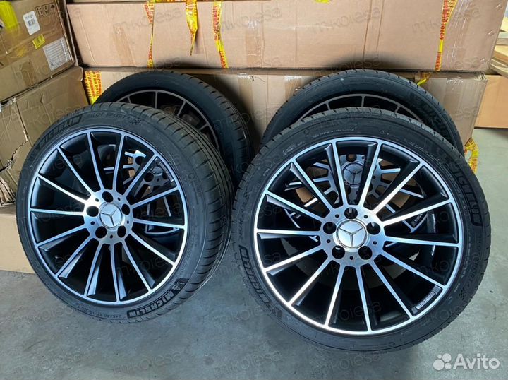 Колеса летние Mercedes R18