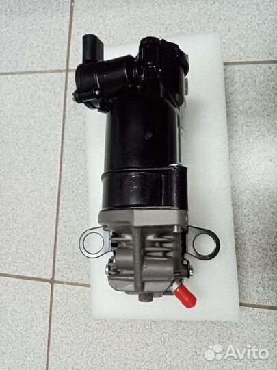 Компрессор пневмоподвески мерседес a2213201704