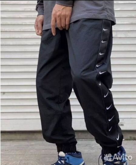 Спортивные штаны