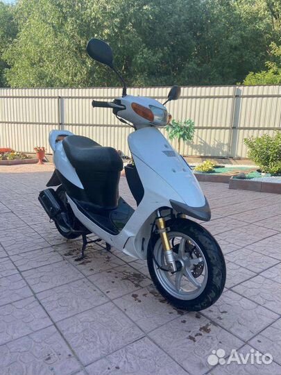 Скутер Suzuki ZZ