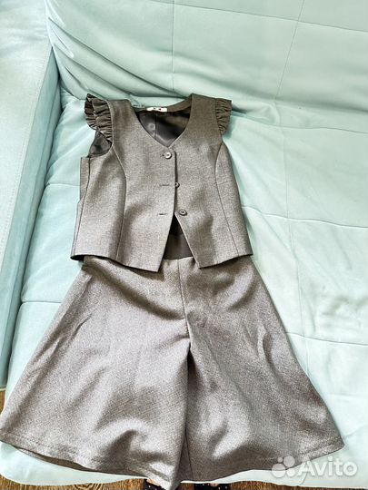 Школьный костюм для девочки 140