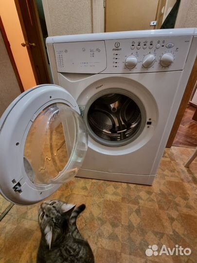 Стиральная машина indesit