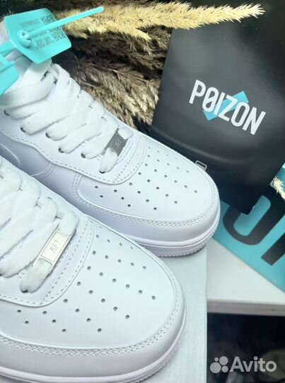 Nike air force 1 белые оригинал poizon