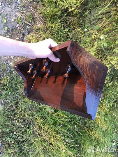 Вешалка настенная в прихожую