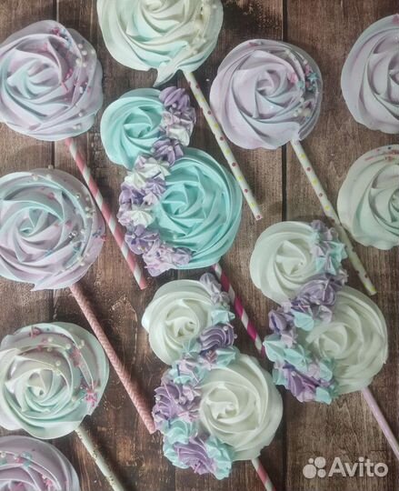 Сладкое безе, букеты из меренги, топперы в торт