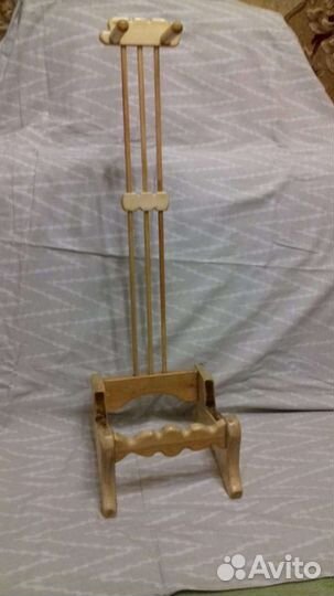 Стойка (держатель, подставка) под гитару