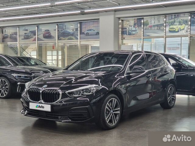 BMW 1 серия 2.0 AMT, 2022, 4 687 км