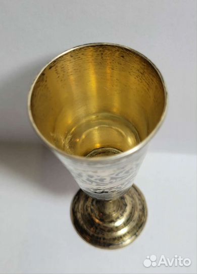 Серебряная рюмка