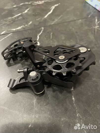 Переключатель 11-ск shimano deore RD-M5100