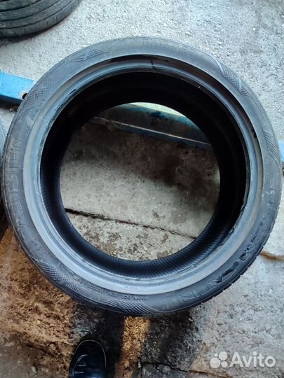 Vredestein Ultrac Satin 235/40 R19