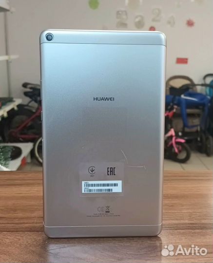 Планшет Huawei Mediapad T3