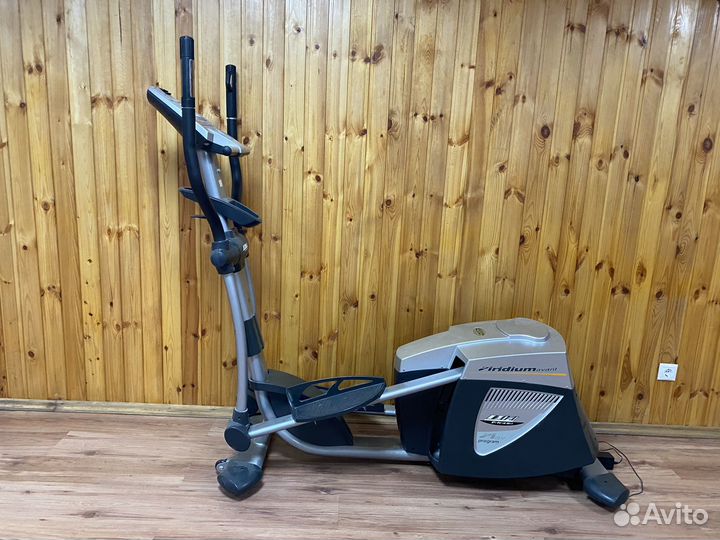 Эллиптический тренажер