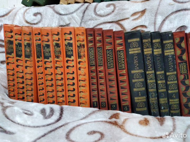 Продам книги