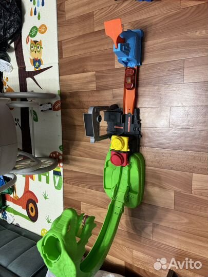 Хотвилс hot wheels трек змея со слаймом