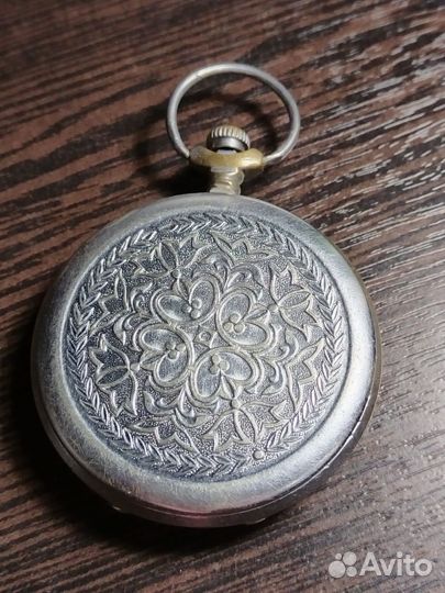 Часы карманные Молния. СССР. Неисправные
