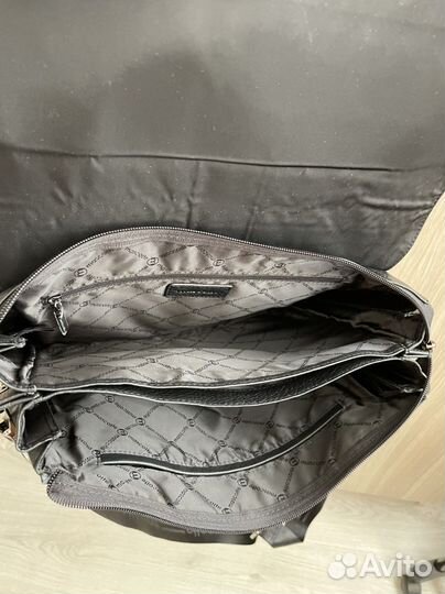 Кожанная сумка доя ноутбука