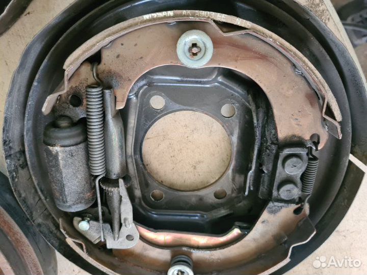 Барабан тормозной задний Nissan Latio 2012