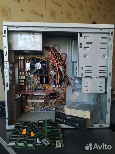 Комплектующие, системный блок с запчастями