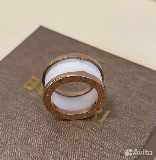 Bvlgari кольцо B.zero1