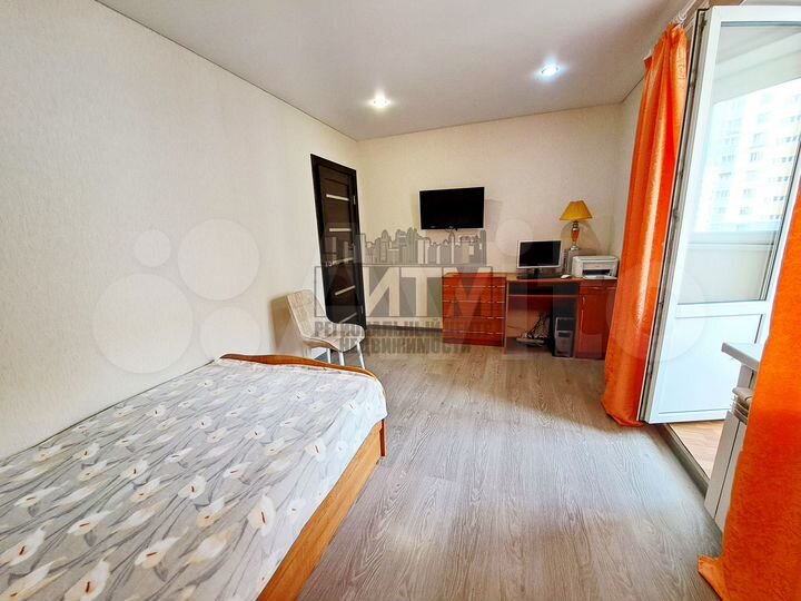 2-к. квартира, 57 м², 3/10 эт.