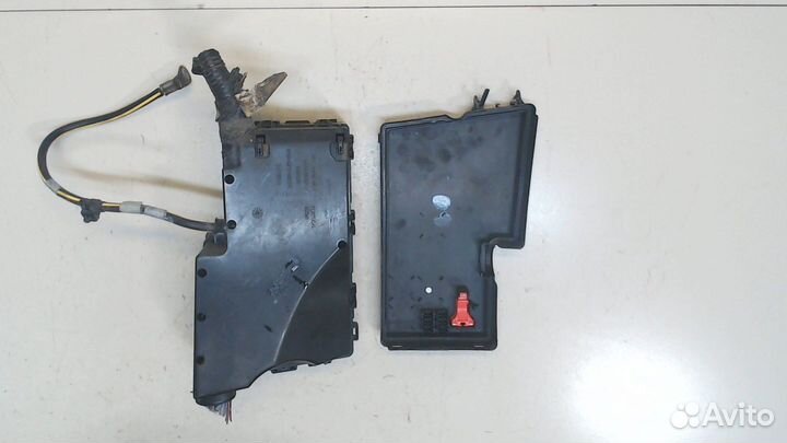 Блок предохранителей Mazda 3 (BK), 2006