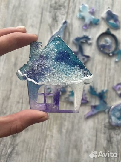 Елочные игрушки ручной работы из эпоксидной смолы