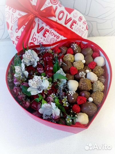 Боксы подарочные