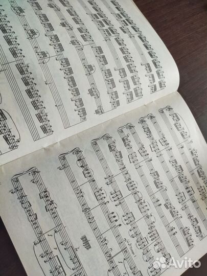 Моцарт. Фантазия и соната для фортепиано