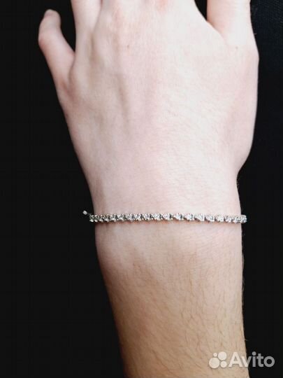 Браслет эпл из белого золота с бриллиантами
