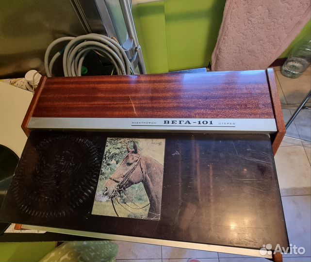 Проигрыватель винила Вега 101 стерео