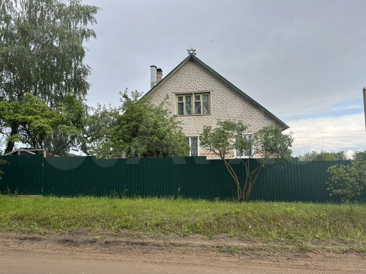 Дом 175 м² на участке 15 сот.