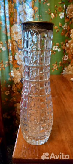 Хрустальная ваза для цветов с мельхиоровым ободком