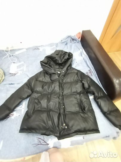 Продам зимнюю куртку