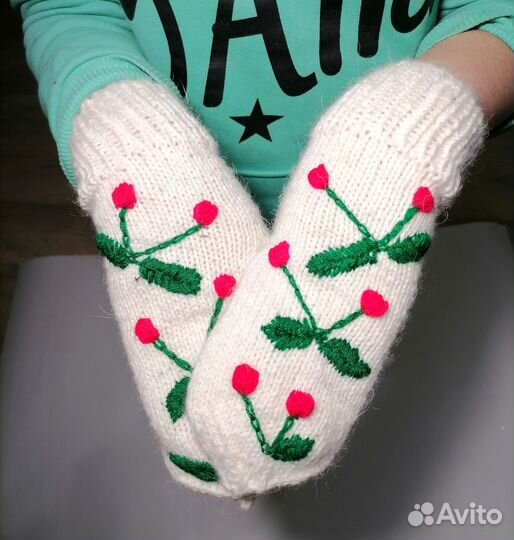 Варежки вязаные ручной работы