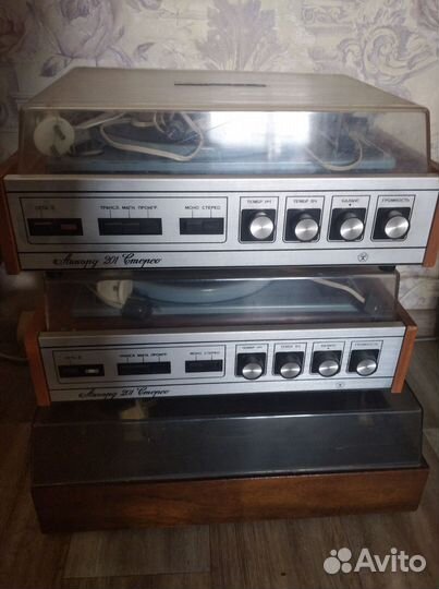 Проигрыватель винила СССР