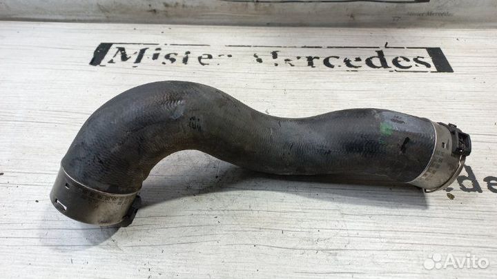 Патрубок интеркулера правый Mercedes-Benz B-Class