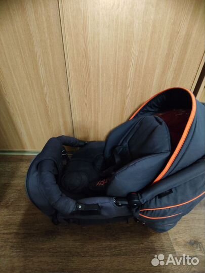 Коляска zippy 2 в 1