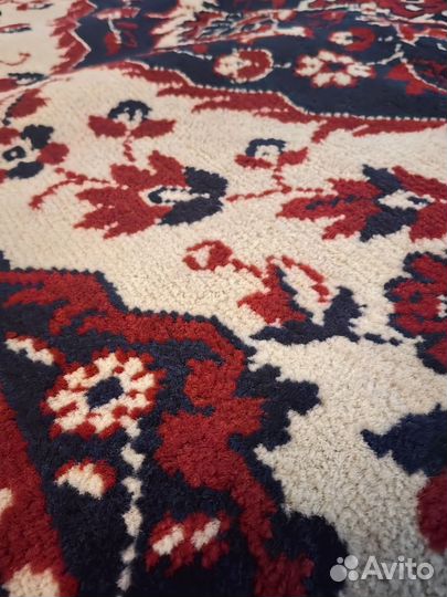 Ковёр из ГДР 200 на 300