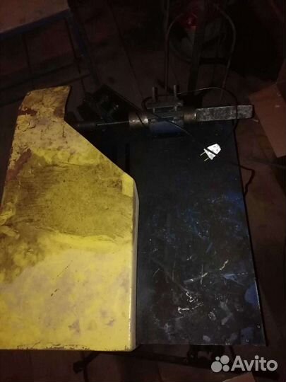 Станок полуавтоматический