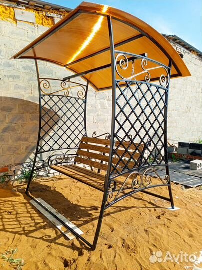 Садовые качели скамейки