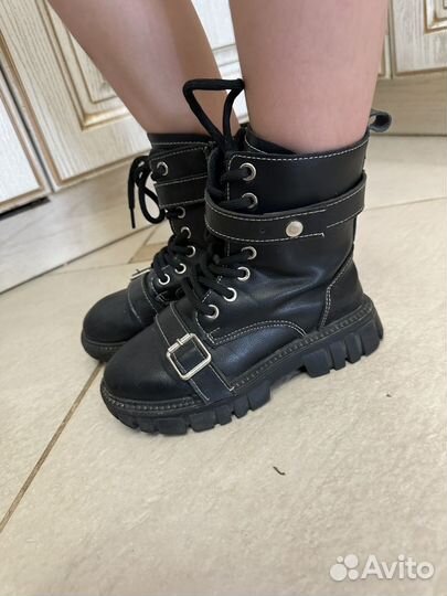 Продам ботинки для девочки