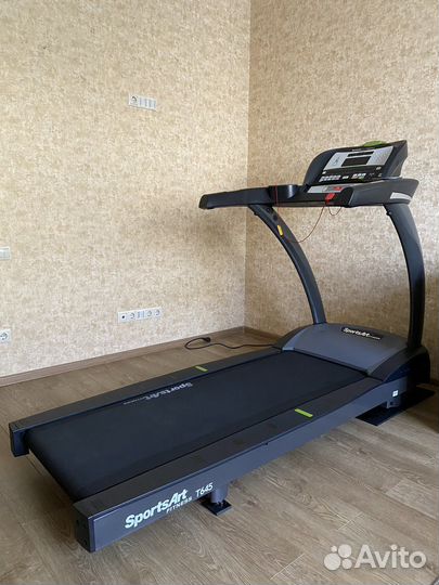 Профессиональная беговая дорожка Sports Art T645