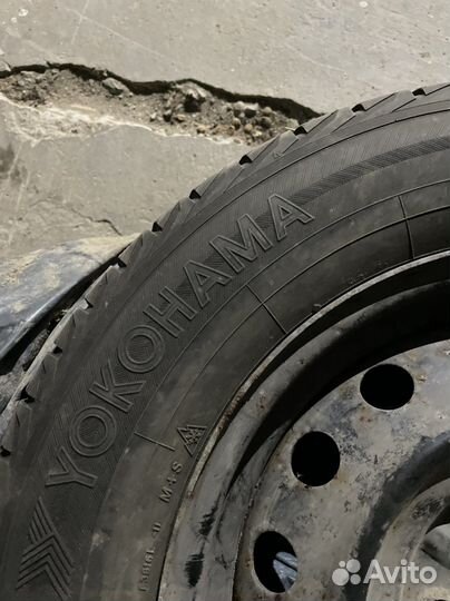 Yokohama Ice Guard IG30 21.5/65 R16
